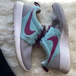 💙Nike ID Roshe Size 10💙